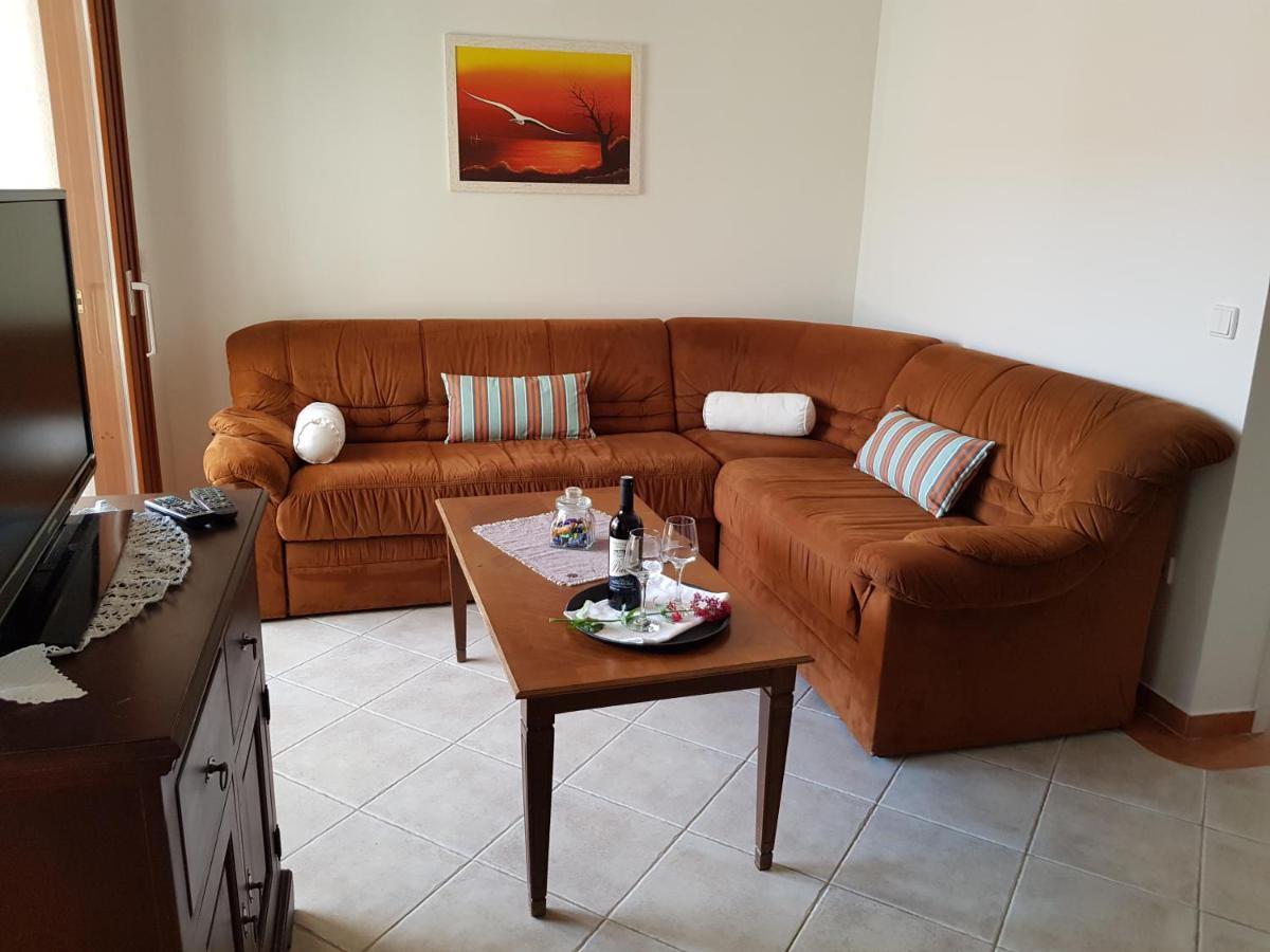 Apartments Summer Touch Petrcane Bagian luar foto