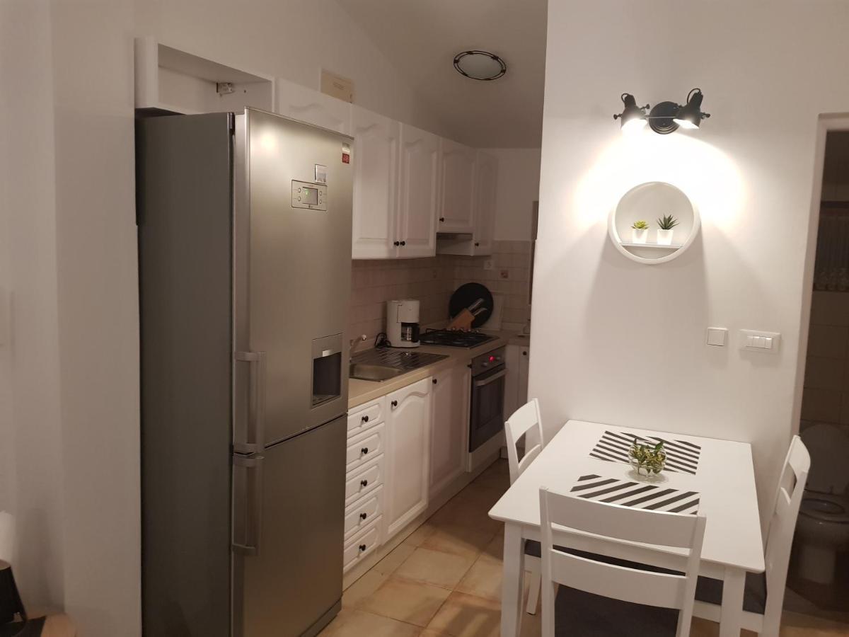 Apartments Summer Touch Petrcane Bagian luar foto