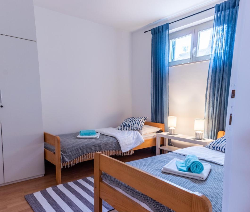 Apartments Summer Touch Petrcane Bagian luar foto